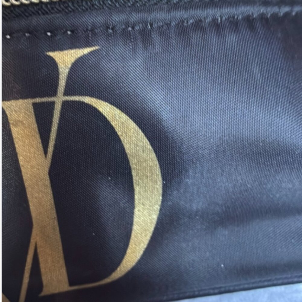 Kat Von D Makeup Bundle with Free Makeup Bag - Picture 4 of 5